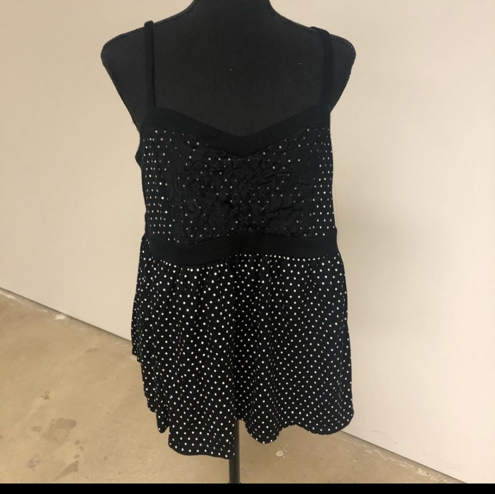 Torrid polka dot pemplum tank top.
